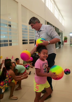 Semana da Criança transforma escolas e espaços públicos em lugar de alegria, brincadeiras e carinho em Torrinha